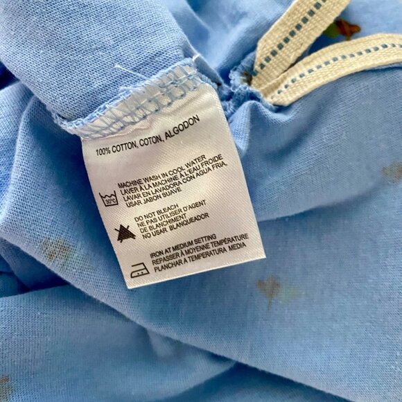 International Report Essentials Cotton Shirt with Dancing Hulu Girls Medium NEW - Picture 8 of 8